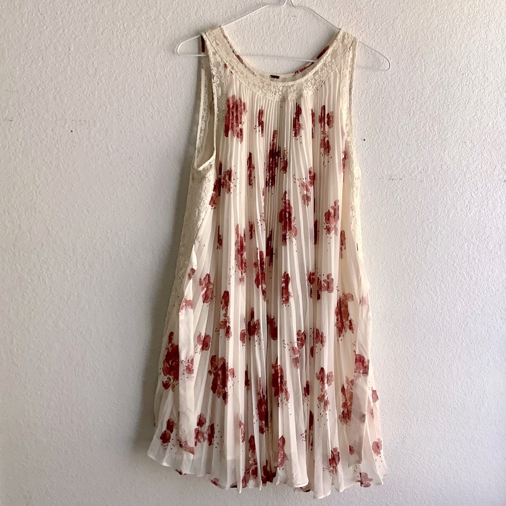 Vintage Free People Tent Dress Size S Color Ivory Floral Pleated Lace Inserts